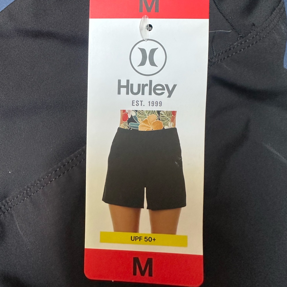 HURLEY Shorts NWT size M ladies
